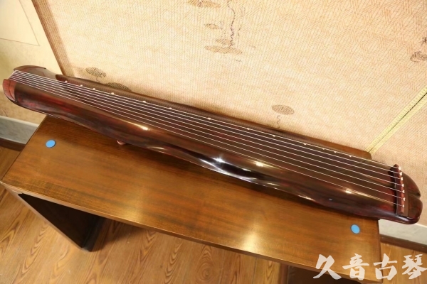 阿勒泰地区●久音古琴  ●今日推荐  20230516【收藏级断纹蕉叶】