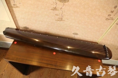 阿勒泰地区●久音古琴  ●至臻青桐 20230815 [青桐-混沌款]（传世级别）