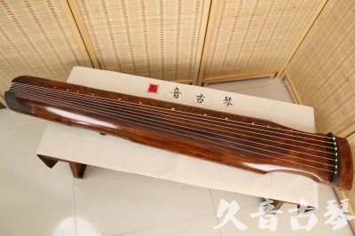 阿勒泰地区●久音古琴  ●今日推荐  20240409[断纹仲尼式]